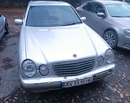 Серый Мерседес Е-Класс, объемом двигателя 2 л и пробегом 450 тыс. км за 2500 $, фото 1 на Automoto.ua