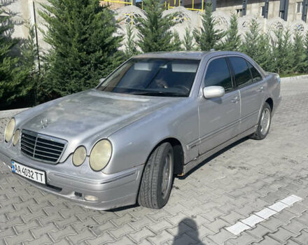 Сірий Мерседес Е-Клас, об'ємом двигуна 2.69 л та пробігом 470 тис. км за 2900 $, фото 1 на Automoto.ua