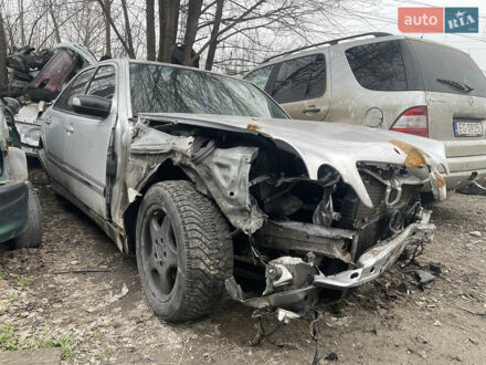 Мерседес Е-Клас 2001 у Дніпро (Дніпропетровську) на Automoto.ua Сірий Мерседес Е-Клас, об'ємом двигуна 3.2 л та пробігом 350 тис. км за 1200 $, фото 1 на Automoto.ua