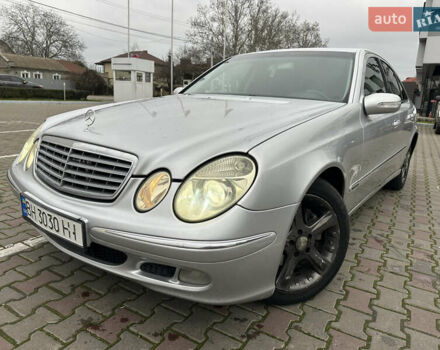Серый Мерседес Е-Класс, объемом двигателя 2.4 л и пробегом 400 тыс. км за 4800 $, фото 1 на Automoto.ua