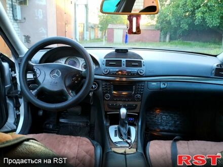 Мерседес Е-Класс 2002 в Николаеве на Automoto.ua Серый Мерседес Е-Класс, объемом двигателя 3.2 л и пробегом 0 тыс. км за 7500 $, фото 1 на Automoto.ua