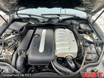 Сірий Мерседес Е-Клас, об'ємом двигуна 2.7 л та пробігом 211 тис. км за 7700 $, фото 1 на Automoto.ua