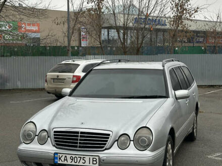 Серый Мерседес Е-Класс, объемом двигателя 2.69 л и пробегом 338 тыс. км за 3800 $, фото 1 на Automoto.ua