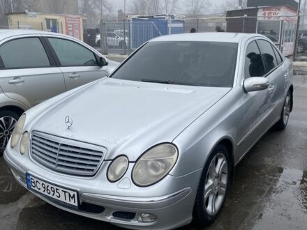 Серый Мерседес Е-Класс, объемом двигателя 2.7 л и пробегом 270 тыс. км за 5750 $, фото 1 на Automoto.ua