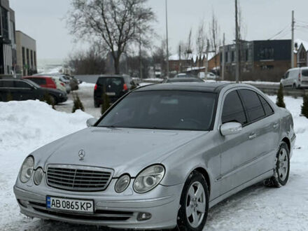 Серый Мерседес Е-Класс, объемом двигателя 2.15 л и пробегом 276 тыс. км за 4400 $, фото 1 на Automoto.ua