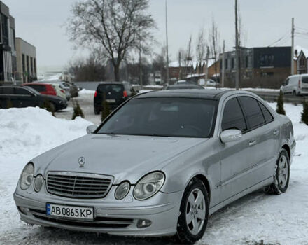 Серый Мерседес Е-Класс, объемом двигателя 2.15 л и пробегом 276 тыс. км за 4400 $, фото 1 на Automoto.ua