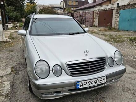 Мерседес Е-Класс 2002 в Запорожье на Automoto.ua Серый Мерседес Е-Класс, объемом двигателя 2.15 л и пробегом 320 тыс. км за 4700 $, фото 1 на Automoto.ua
