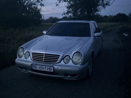 Серый Мерседес Е-Класс, объемом двигателя 2.7 л и пробегом 34 тыс. км за 3000 $, фото 1 на Automoto.ua