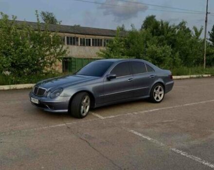 Сірий Мерседес Е-Клас, об'ємом двигуна 2.6 л та пробігом 500 тис. км за 6000 $, фото 1 на Automoto.ua