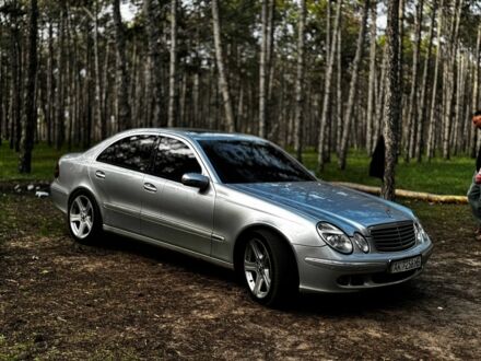 Серый Мерседес Е-Класс, объемом двигателя 2 л и пробегом 360 тыс. км за 4700 $, фото 1 на Automoto.ua