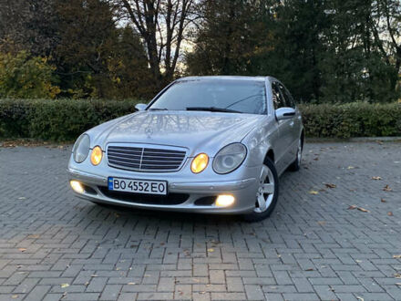 Сірий Мерседес Е-Клас, об'ємом двигуна 2.2 л та пробігом 351 тис. км за 5400 $, фото 1 на Automoto.ua