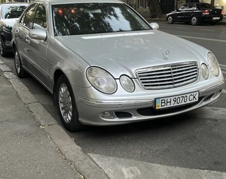 Мерседес Е-Класс 2002 в Одессе на Automoto.ua Серый Мерседес Е-Класс, объемом двигателя 2.6 л и пробегом 320 тыс. км за 5000 $, фото 1 на Automoto.ua