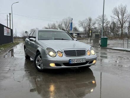 Серый Мерседес Е-Класс, объемом двигателя 2.2 л и пробегом 352 тыс. км за 5200 $, фото 1 на Automoto.ua