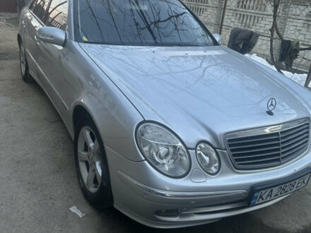 Сірий Мерседес Е-Клас, об'ємом двигуна 2.7 л та пробігом 400 тис. км за 6500 $, фото 1 на Automoto.ua