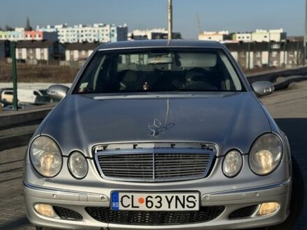 Сірий Мерседес Е-Клас, об'ємом двигуна 2.7 л та пробігом 300 тис. км за 2600 $, фото 1 на Automoto.ua