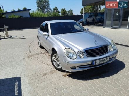 Сірий Мерседес Е-Клас, об'ємом двигуна 3.23 л та пробігом 453 тис. км за 5700 $, фото 1 на Automoto.ua
