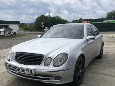 Мерседес Е-Класс 2003 в Тячеве на Automoto.ua Серый Мерседес Е-Класс, объемом двигателя 2.7 л и пробегом 350 тыс. км за 2800 $, фото 1 на Automoto.ua