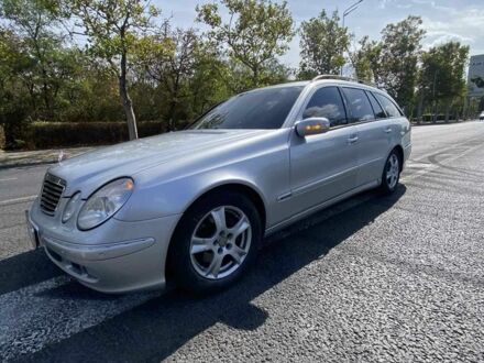 Серый Мерседес Е-Класс, объемом двигателя 3.2 л и пробегом 325 тыс. км за 6200 $, фото 1 на Automoto.ua