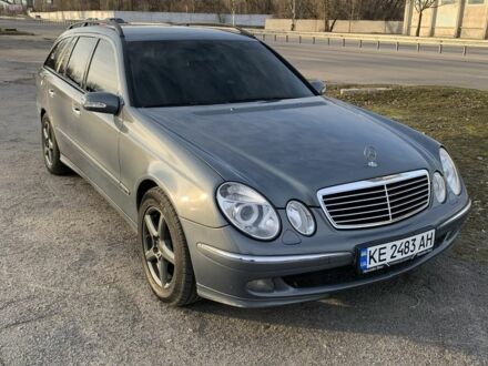 Серый Мерседес Е-Класс, объемом двигателя 3.2 л и пробегом 385 тыс. км за 4300 $, фото 1 на Automoto.ua