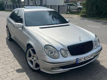Мерседес Е-Класс 2003 в Львове на Automoto.ua Серый Мерседес Е-Класс, объемом двигателя 2.69 л и пробегом 309 тыс. км за 7300 $, фото 1 на Automoto.ua
