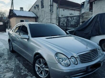Сірий Мерседес Е-Клас, об'ємом двигуна 3.2 л та пробігом 450 тис. км за 6150 $, фото 1 на Automoto.ua
