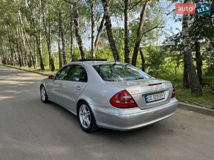 Мерседес Е-Класс 2003 в Черновцах на Automoto.ua Серый Мерседес Е-Класс, объемом двигателя 2.7 л и пробегом 335 тыс. км за 8500 $, фото 1 на Automoto.ua