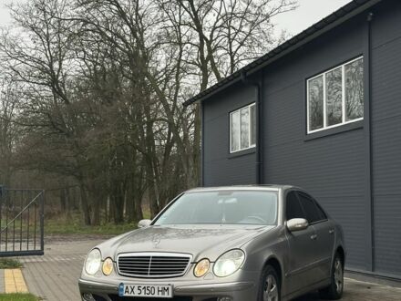 Серый Мерседес Е-Класс, объемом двигателя 3.2 л и пробегом 270 тыс. км за 5750 $, фото 1 на Automoto.ua