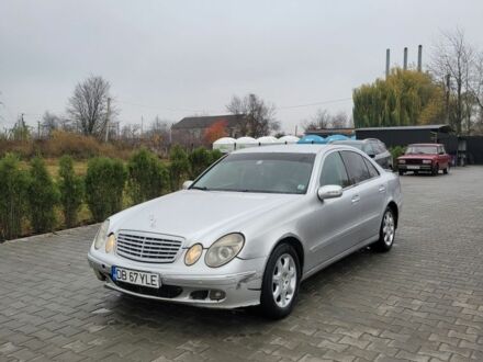 Серый Мерседес Е-Класс, объемом двигателя 2.2 л и пробегом 406 тыс. км за 2650 $, фото 1 на Automoto.ua