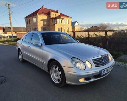 Мерседес Е-Класс 2003 в Коломые на Automoto.ua Серый Мерседес Е-Класс, объемом двигателя 2.15 л и пробегом 400 тыс. км за 5600 $, фото 1 на Automoto.ua