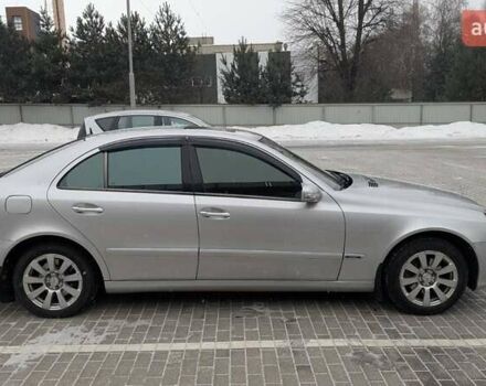 Серый Мерседес Е-Класс, объемом двигателя 1.8 л и пробегом 340 тыс. км за 6250 $, фото 1 на Automoto.ua