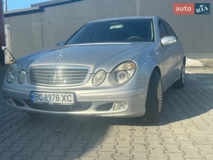 Сірий Мерседес Е-Клас, об'ємом двигуна 2.14 л та пробігом 370 тис. км за 6999 $, фото 1 на Automoto.ua