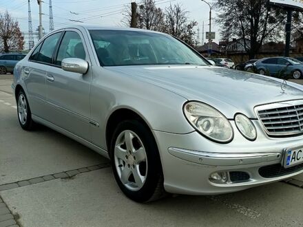 Серый Мерседес Е-Класс, объемом двигателя 2.1 л и пробегом 350 тыс. км за 7600 $, фото 1 на Automoto.ua