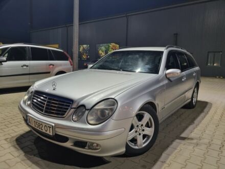 Серый Мерседес Е-Класс, объемом двигателя 2.1 л и пробегом 400 тыс. км за 5700 $, фото 1 на Automoto.ua