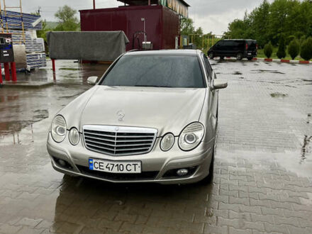 Мерседес Е-Класс 2003 в Черновцах на Automoto.ua Серый Мерседес Е-Класс, объемом двигателя 2.7 л и пробегом 411 тыс. км за 7500 $, фото 1 на Automoto.ua
