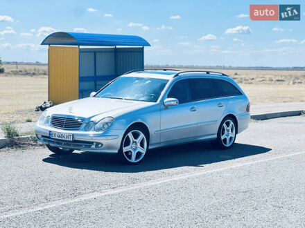 Сірий Мерседес Е-Клас, об'ємом двигуна 2.1 л та пробігом 250 тис. км за 5600 $, фото 1 на Automoto.ua