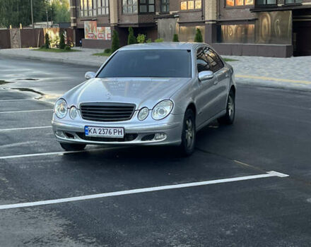 Сірий Мерседес Е-Клас, об'ємом двигуна 2.7 л та пробігом 409 тис. км за 5800 $, фото 1 на Automoto.ua