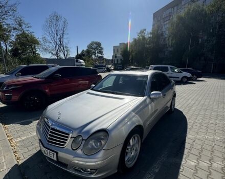 Мерседес Е-Класс 2003 в Тернополе на Automoto.ua Серый Мерседес Е-Класс, объемом двигателя 3.2 л и пробегом 430 тыс. км за 6200 $, фото 1 на Automoto.ua