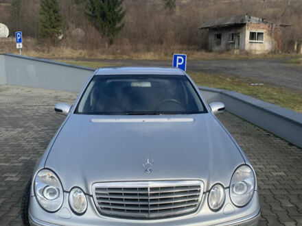 Сірий Мерседес Е-Клас, об'ємом двигуна 2.7 л та пробігом 450 тис. км за 6300 $, фото 1 на Automoto.ua