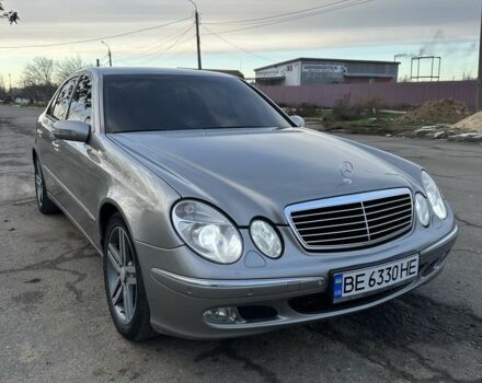 Серый Мерседес Е-Класс, объемом двигателя 3.2 л и пробегом 335 тыс. км за 5600 $, фото 1 на Automoto.ua