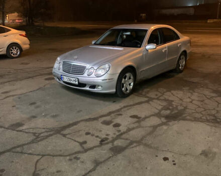 Серый Мерседес Е-Класс, объемом двигателя 2.2 л и пробегом 247 тыс. км за 7500 $, фото 1 на Automoto.ua