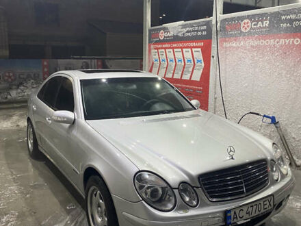 Серый Мерседес Е-Класс, объемом двигателя 2.15 л и пробегом 404 тыс. км за 7100 $, фото 1 на Automoto.ua