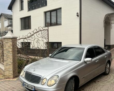 Серый Мерседес Е-Класс, объемом двигателя 2.2 л и пробегом 420 тыс. км за 3150 $, фото 1 на Automoto.ua