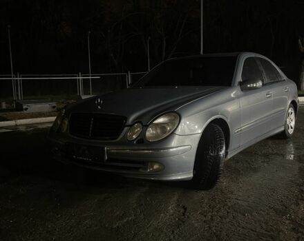 Сірий Мерседес Е-Клас, об'ємом двигуна 3.2 л та пробігом 375 тис. км за 3500 $, фото 1 на Automoto.ua