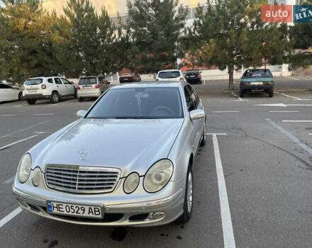 Сірий Мерседес Е-Клас, об'ємом двигуна 3.2 л та пробігом 337 тис. км за 7700 $, фото 1 на Automoto.ua
