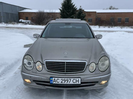 Сірий Мерседес Е-Клас, об'ємом двигуна 2.69 л та пробігом 340 тис. км за 6200 $, фото 1 на Automoto.ua