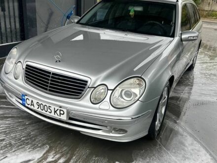 Сірий Мерседес Е-Клас, об'ємом двигуна 2.2 л та пробігом 250 тис. км за 7027 $, фото 1 на Automoto.ua