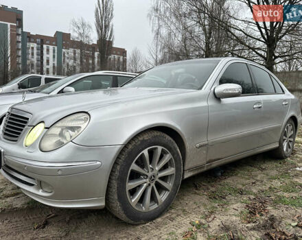 Серый Мерседес Е-Класс, объемом двигателя 3.2 л и пробегом 480 тыс. км за 7700 $, фото 1 на Automoto.ua