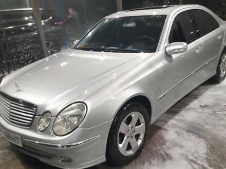 Серый Мерседес Е-Класс, объемом двигателя 2.15 л и пробегом 400 тыс. км за 6300 $, фото 1 на Automoto.ua