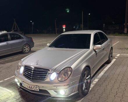 Серый Мерседес Е-Класс, объемом двигателя 3.2 л и пробегом 296 тыс. км за 7200 $, фото 1 на Automoto.ua