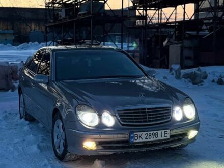 Сірий Мерседес Е-Клас, об'ємом двигуна 2.7 л та пробігом 323 тис. км за 6200 $, фото 1 на Automoto.ua